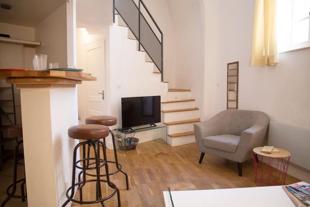 L'Authentique, Duplex, Centre Historique, Wifi Lägenhet Montpellier Exteriör bild